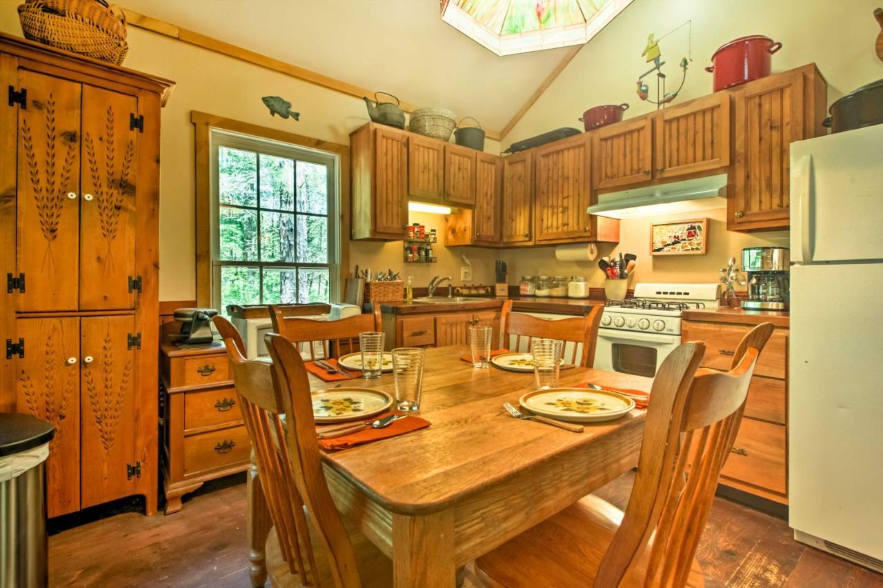 Clearwater Cabin On 10 Acres With Trout Stream! Monterey Bagian luar foto