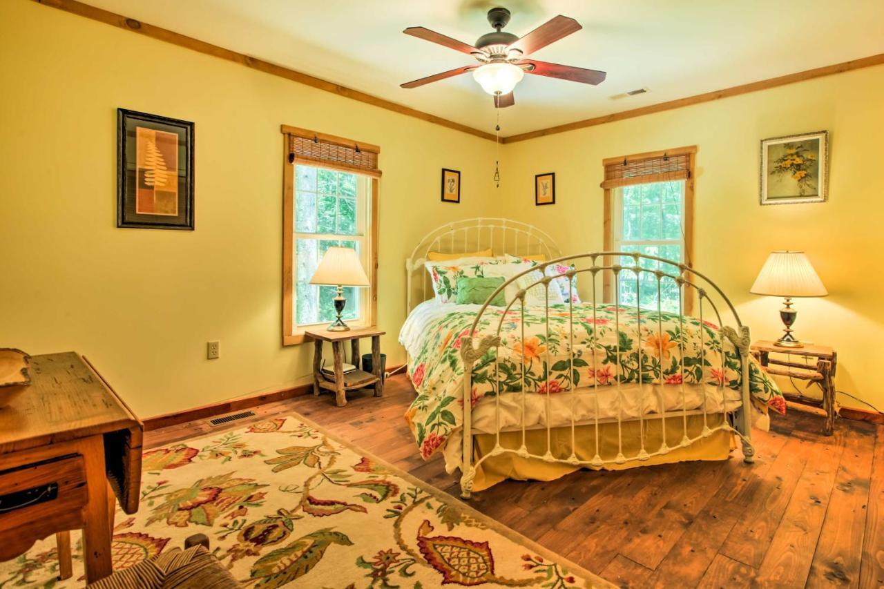 Clearwater Cabin On 10 Acres With Trout Stream! Monterey Bagian luar foto