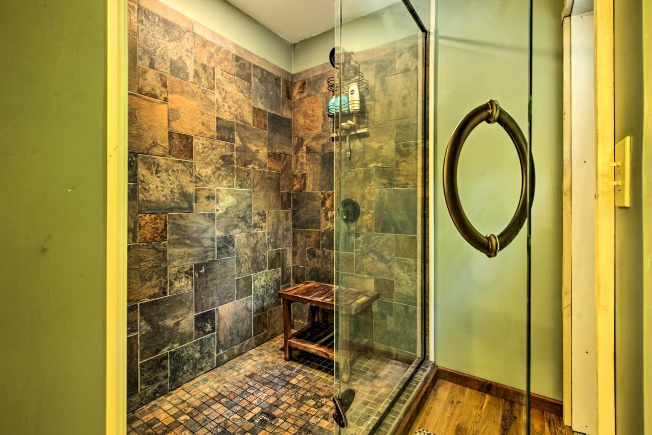 Clearwater Cabin On 10 Acres With Trout Stream! Monterey Bagian luar foto