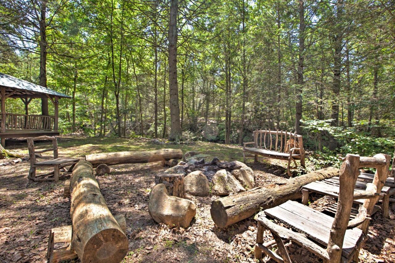 Clearwater Cabin On 10 Acres With Trout Stream! Monterey Bagian luar foto